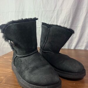 UGG Australia Women Shoes size 4